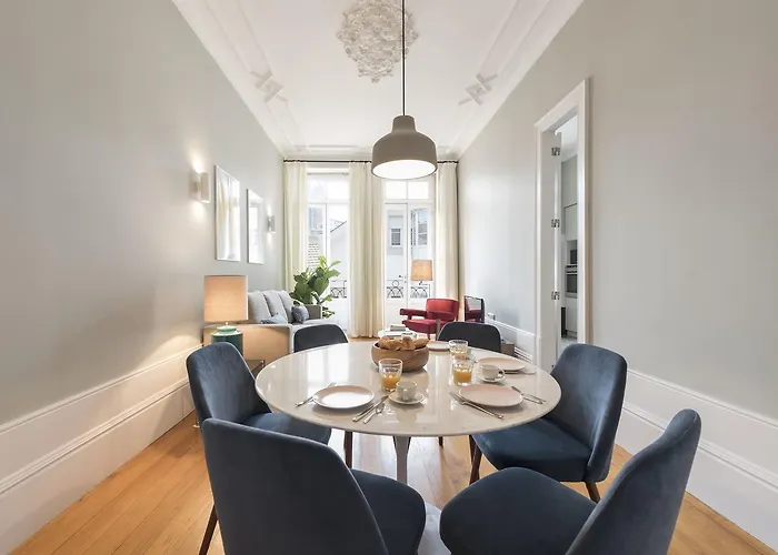 Lovelystay - Flower Stylish Apartment